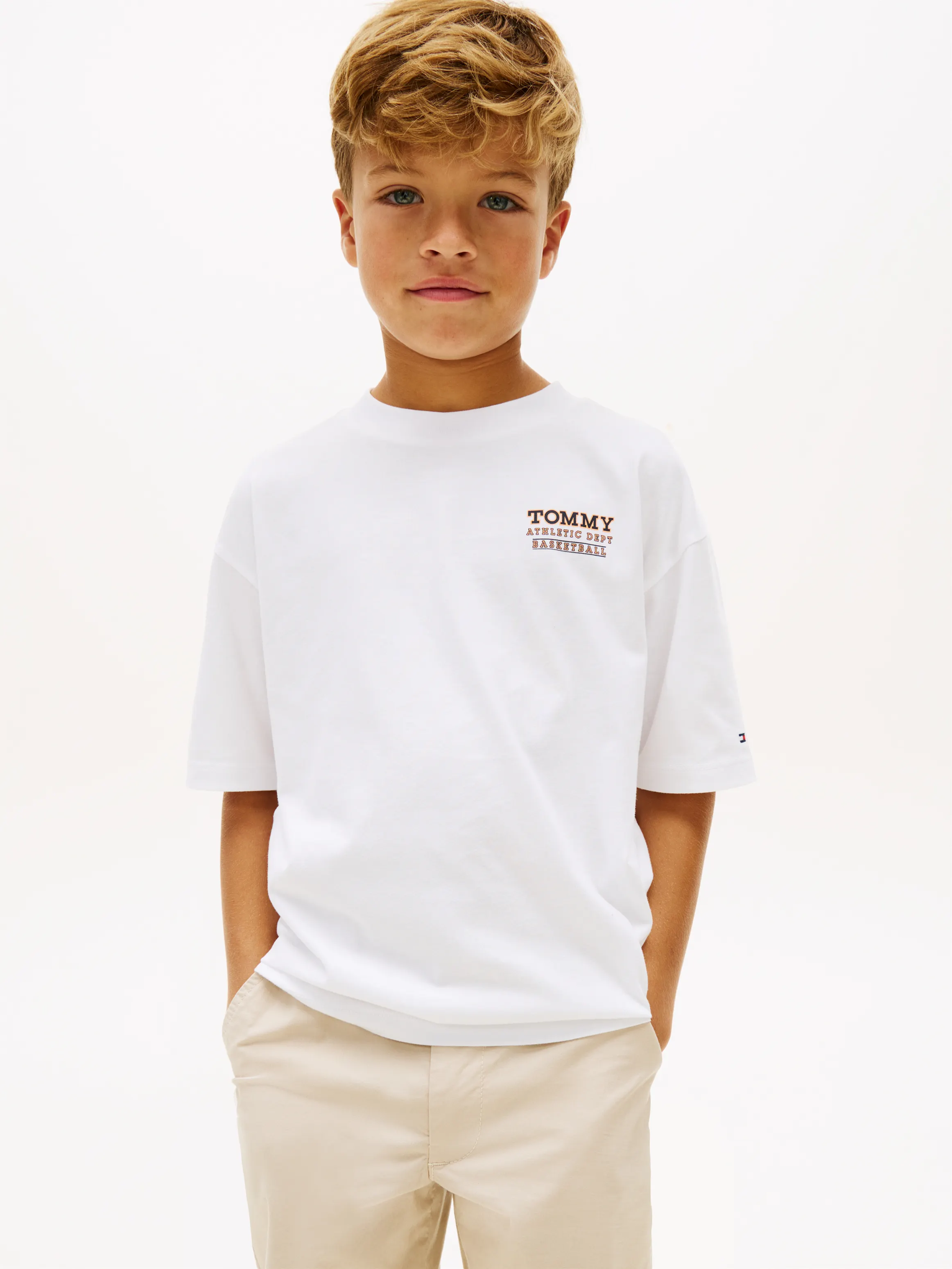 BASKETBALL GRAPHIC T-SHIRT