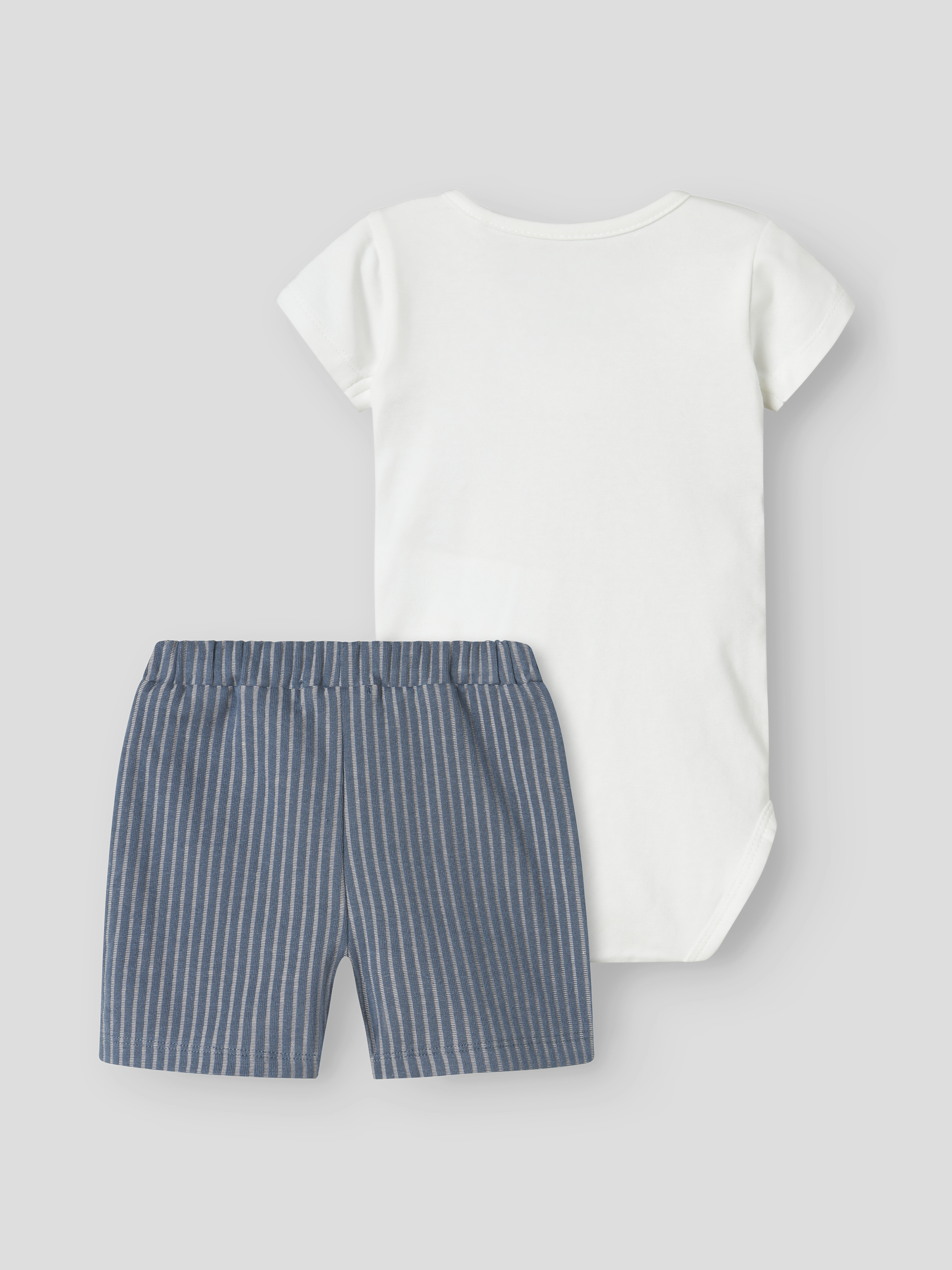 NBMHELMAR SHORTS SET