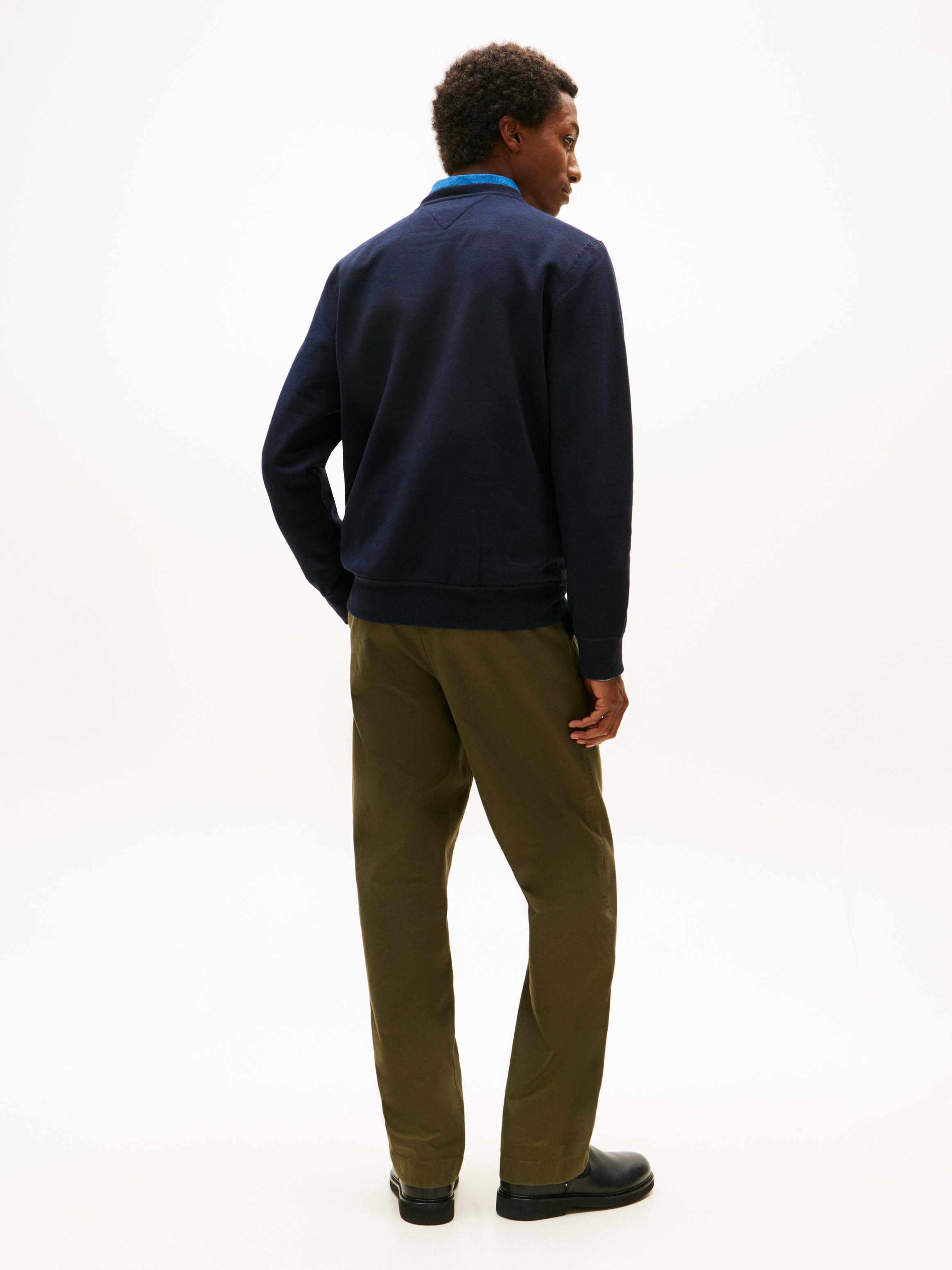 ESSENTIAL FLEECE CREWNECK